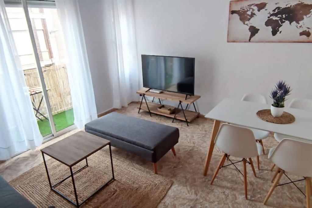 Apartamento En El Centro De Elche Con Terraza La Alborada Εξωτερικό φωτογραφία